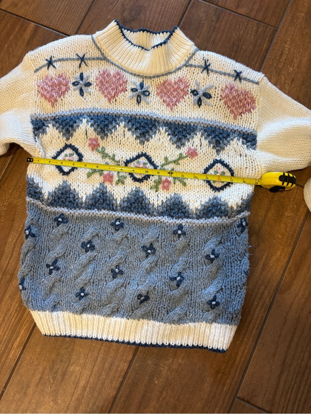 Vintage Hand Knit Floral Sweater Cream Blue Pink Embroidered Cottagecore Pullove